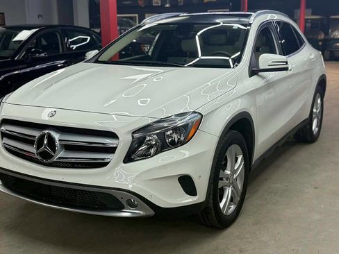 Used 2015 Mercedes-Benz GLA 250 4MATIC image 1