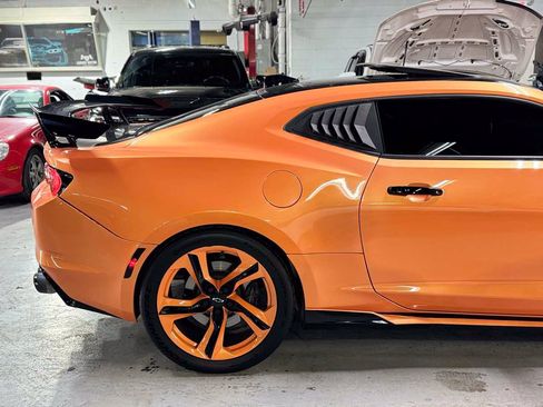 Used 2020 Chevrolet Camaro SS RWD image 4