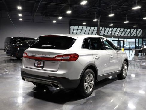 Used 2016 Lincoln MKX Premiere AWD/4WD image 7
