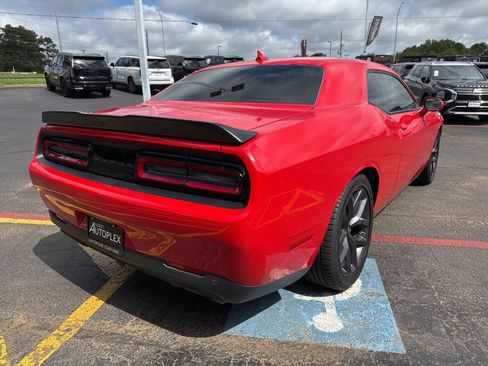 Used 2023 Dodge Challenger R/T w/ Plus Package image 6