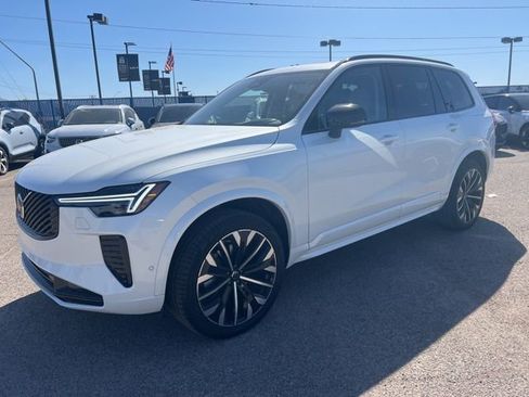 New 2026 Volvo XC90 B6 Ultra w/ Protection Package image 7