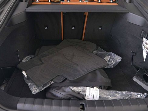 Certified 2023 BMW i4 eDrive40 w/ M Sport Package image 11