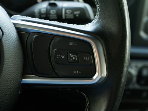 Used 2021 Jeep Wrangler Unlimited Sahara w/ LED Lighting Group image 25