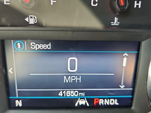 Used 2023 Chevrolet Equinox LT AWD/4WD image 14