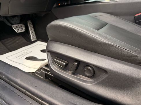 Used 2025 Toyota Camry XSE image 42