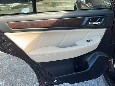 Used 2019 Subaru Outback 2.5i Limited image 21