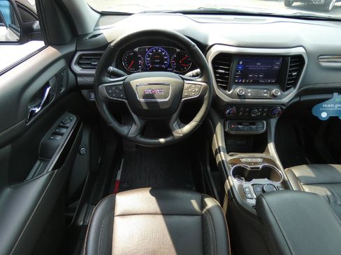 Certified 2023 GMC Acadia AT4 w/ Technology Package AWD/4WD image 14
