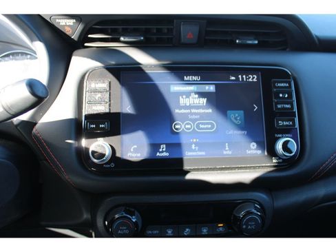 Used 2024 Nissan Kicks SR image 23