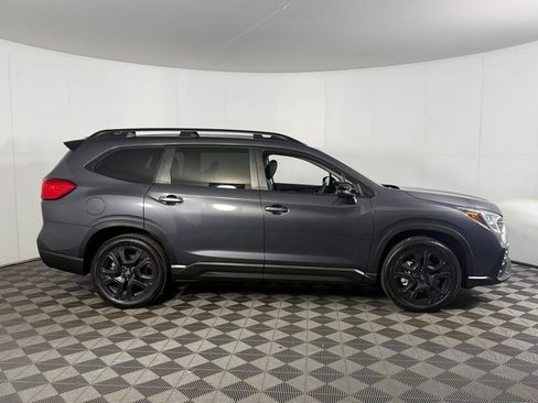 Used 2023 Subaru Ascent Onyx Edition AWD/4WD image 7