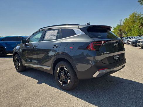 New 2026 Kia Sportage EX image 6