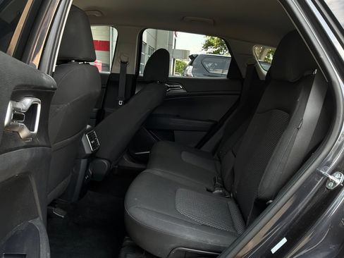 Used 2026 Kia Sportage LX FWD image 11