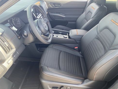 New 2025 Nissan Pathfinder Rock Creek image 20