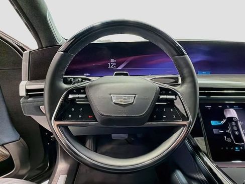Used 2025 Cadillac Escalade IQ Sport 2 w/ LPO, ONYX Package AWD/4WD image 10