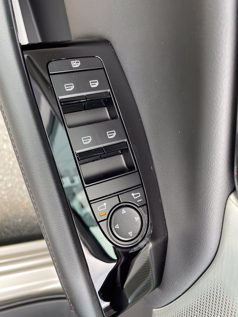 New 2026 MAZDA MAZDA3 2.5 S Hatchback w/ Premium Pkg FWD image 12