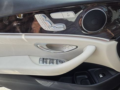 Used 2020 Mercedes-Benz E 350 4MATIC Sedan image 21
