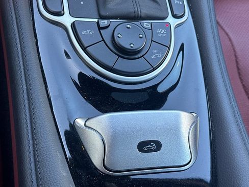 Used 2009 Mercedes-Benz SL 550 image 29