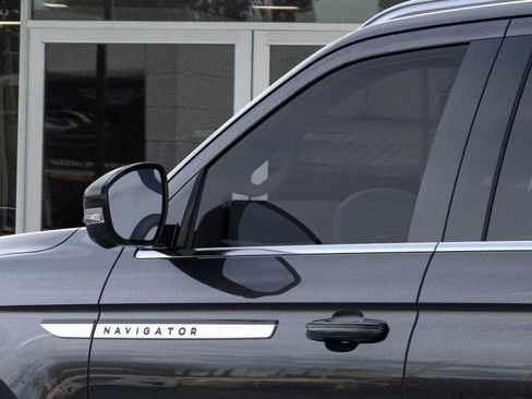 New 2026 Lincoln Navigator L Reserve AWD/4WD image 20