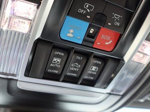 New 2025 RAM 2500 Rebel w/ Rebel Level 2 Equipment Group image 34