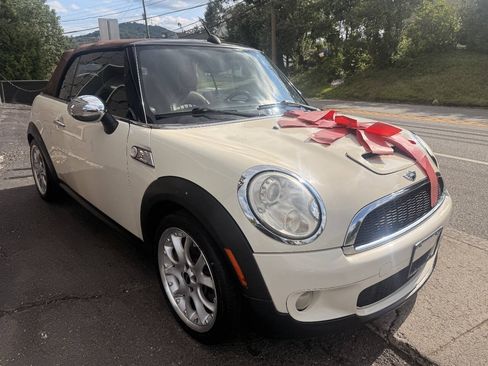 Used 2010 MINI Cooper S FWD image 4