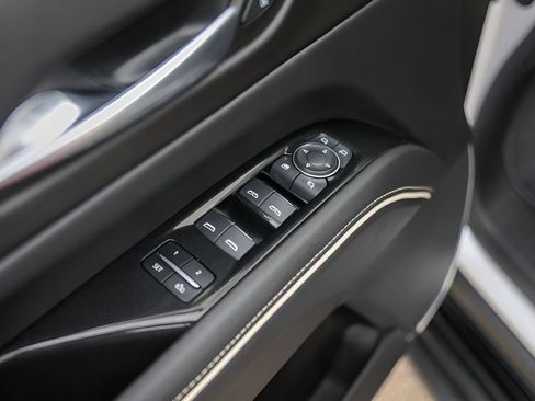 Certified 2023 Cadillac Escalade Premium Luxury w/ Performance Package image 23