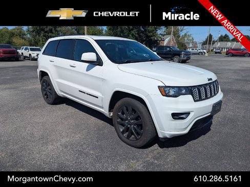 Used 2019 Jeep Grand Cherokee Altitude AWD/4WD image 1