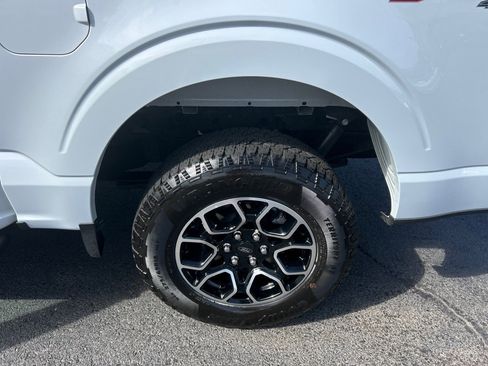 Used 2022 Ford F150 XLT w/ Equipment Group 302A High image 32