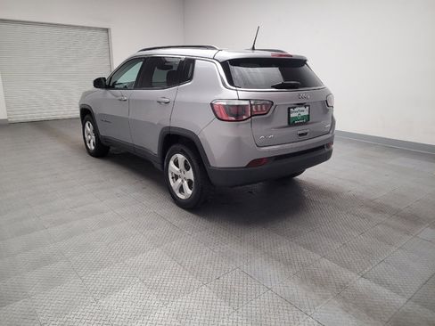 Used 2018 Jeep Compass Latitude w/ Popular Equipment Group image 5