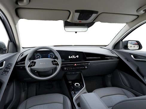 New 2026 Kia Niro Wind FWD image 14