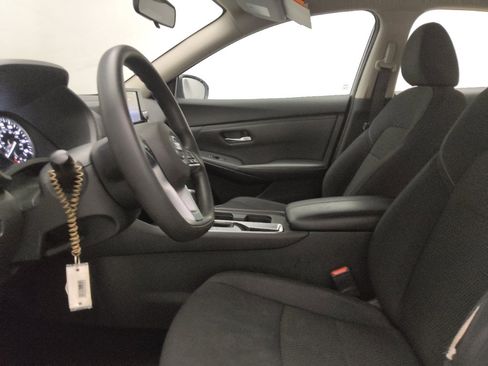Used 2020 Nissan Sentra S FWD image 17
