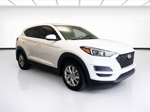 Used 2021 Hyundai Tucson SE FWD image 3