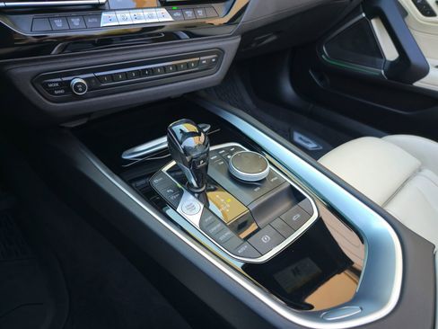 Used 2020 BMW Z4 sDrive30i w/ M Sport Package image 25