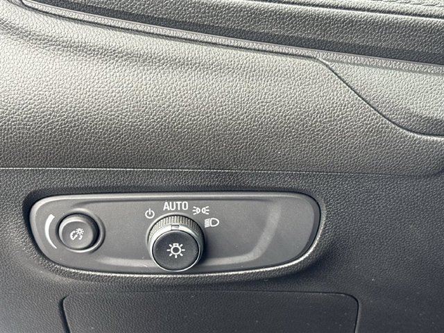 Certified 2024 Buick Encore GX Sport Touring w/ Comfort Package FWD image 17