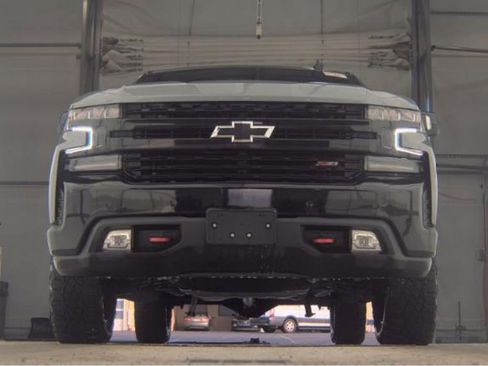 Used 2022 Chevrolet Silverado 1500 LT Trail Boss w/ Safety Package image 3