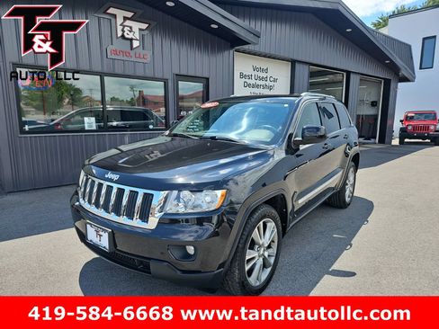 Used 2013 Jeep Grand Cherokee Laredo AWD/4WD image 1