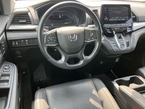 Used 2023 Honda Odyssey EX-L image 15