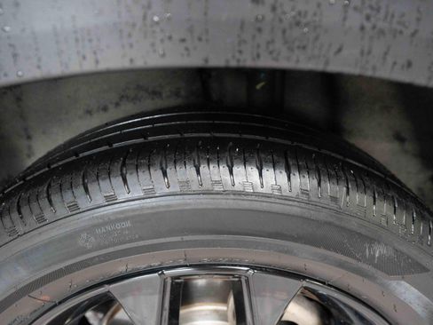 Used 2025 Honda HR-V Sport image 30