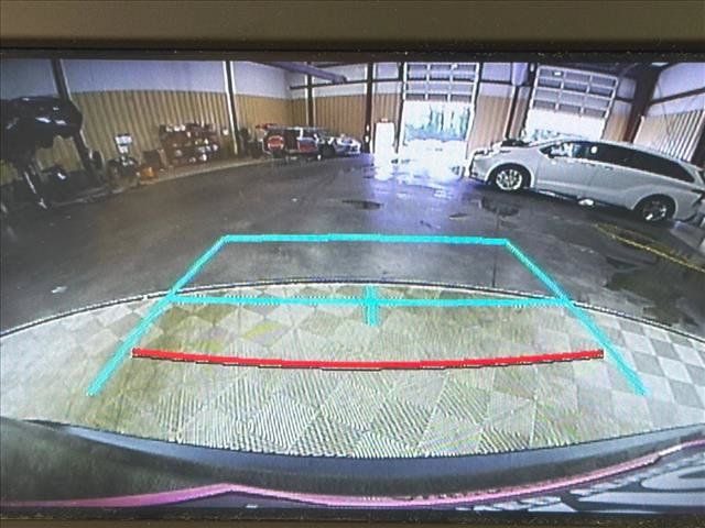 Used 2022 Toyota RAV4 LE FWD image 29