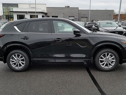 New 2025 MAZDA CX-5 AWD 2.5 S w/ Preferred Package