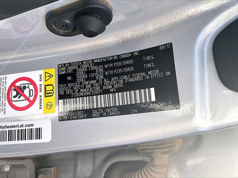 Used 2017 Lexus RX 350 AWD w/ Premium Package image 36