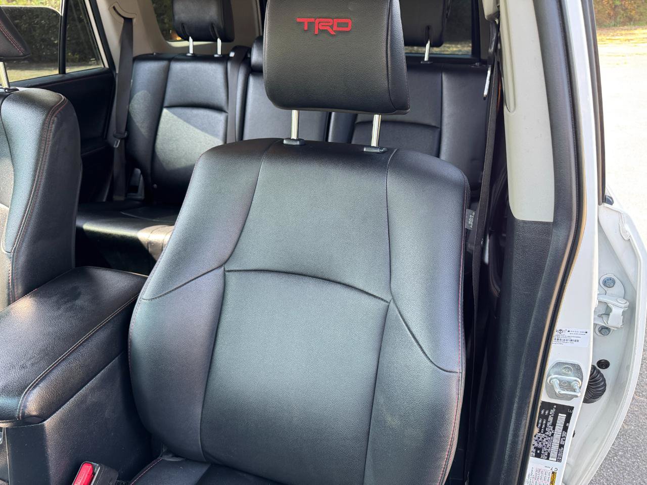 Used 2019 Toyota 4Runner TRD Off-Road Premium AWD/4WD image 30