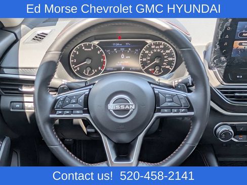 Used 2023 Nissan Altima 2.5 SR w/ SR Premium Package FWD image 16