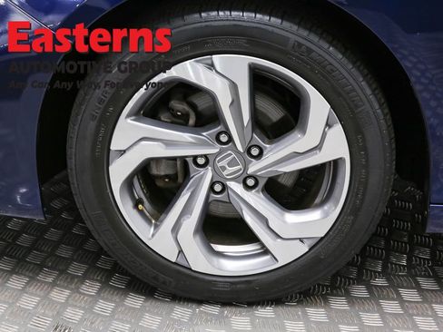 Used 2020 Honda Accord EX image 31