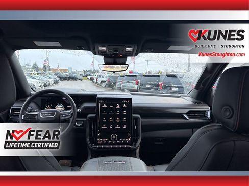 Used 2025 GMC Yukon AT4 image 44