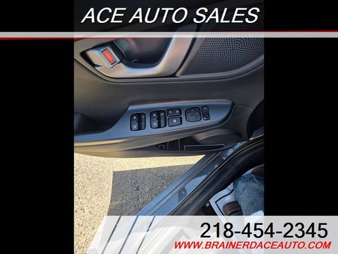 Used 2018 Hyundai Kona Limited AWD/4WD image 15