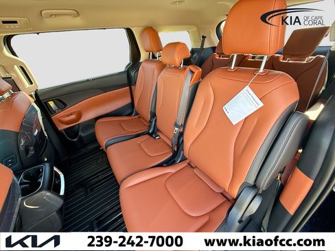 New 2026 Kia Carnival EX image 22