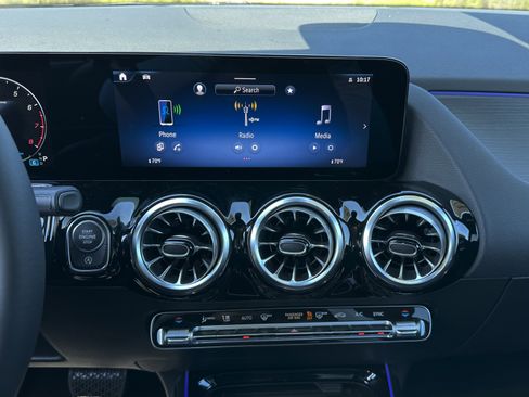 New 2026 Mercedes-Benz GLA 250 image 27