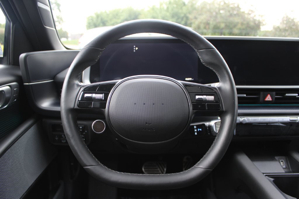 Used 2023 Hyundai Ioniq 6 Limited AWD/4WD image 17