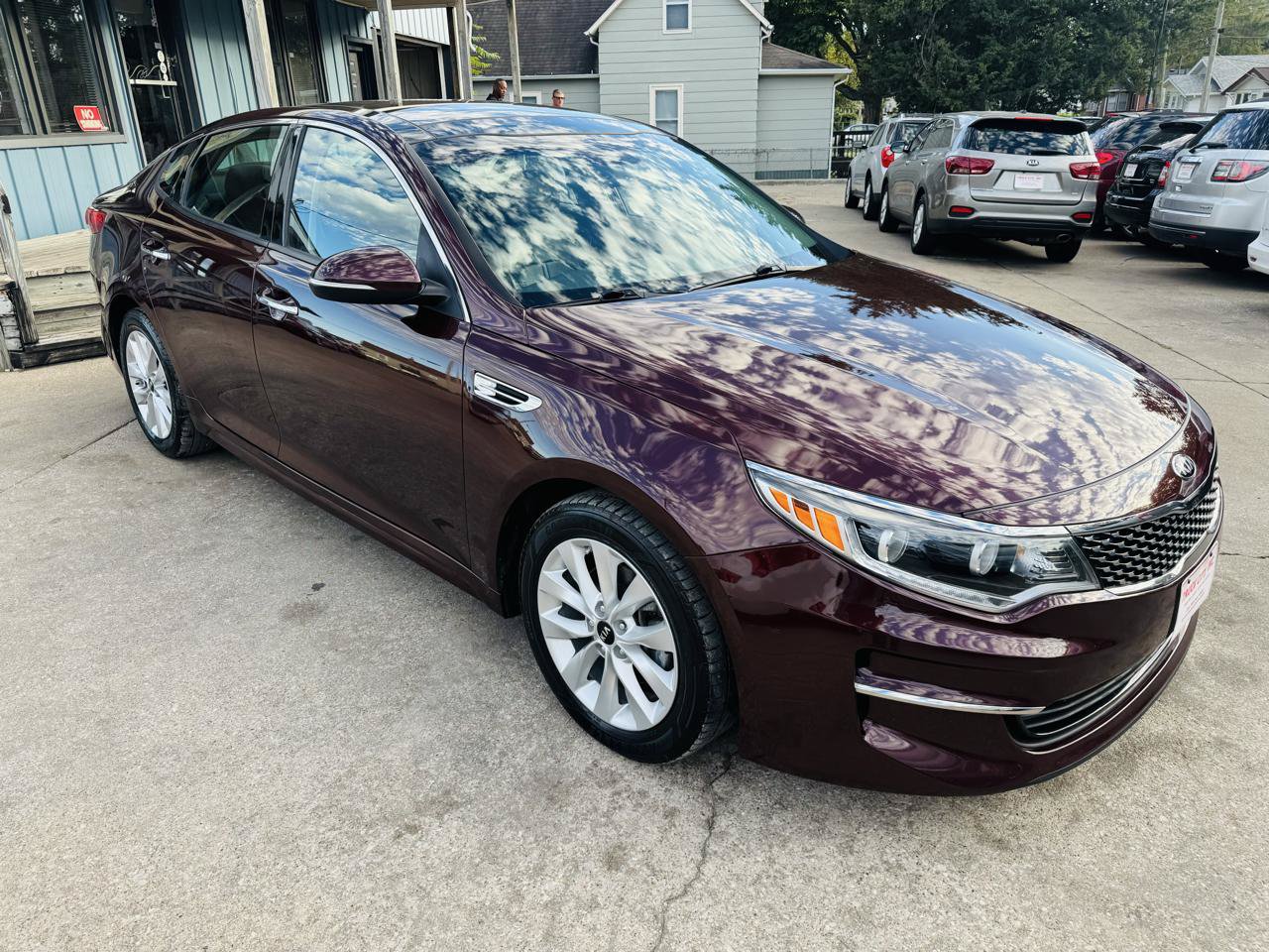 Used 2016 Kia Optima EX w/ Premium Package FWD image 1