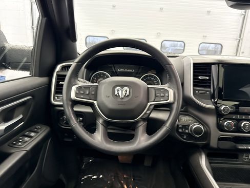 Used 2022 RAM 1500 Big Horn image 12