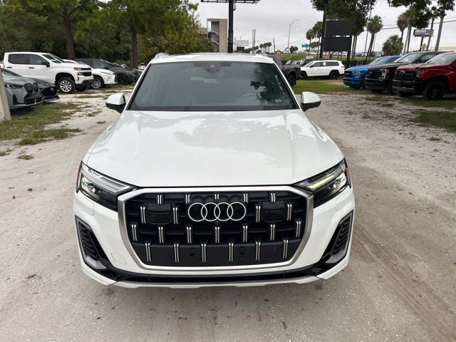 Used 2025 Audi Q7 3.0T Premium Plus AWD/4WD image 17